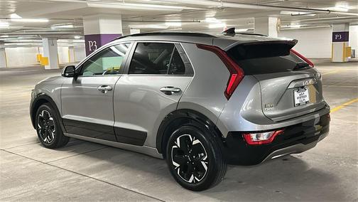 Steel Gray 2023 Kia Niro EV Wind