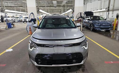 Steel Gray 2023 Kia Niro EV Wind