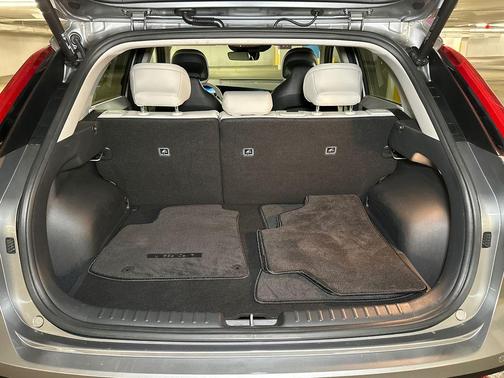 Steel Gray 2023 Kia Niro EV Wind