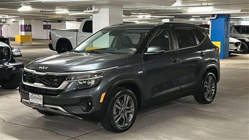 Gray 2023 Kia Seltos S