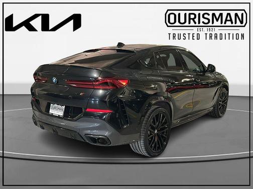 2022 BMW X6 M50i