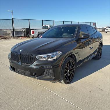 2022 BMW X6 M50i