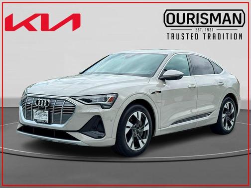 2022 Audi e-tron S line Premium