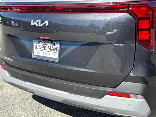 Metal 2027 Kia Carnival LXS