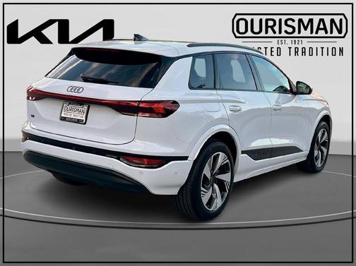 2025 Audi Q6 e-tron Premium