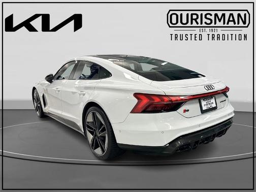 2024 Audi RS e-tron GT Base