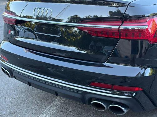 Mythos Black Metallic 2021 Audi S6 2.9T Premium Plus