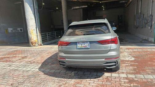 2023 Audi Q3 45 S line Premium