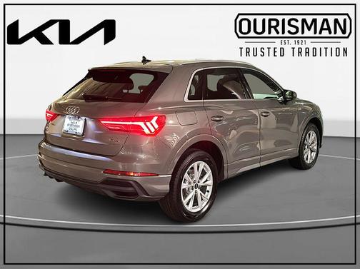 2023 Audi Q3 45 S line Premium