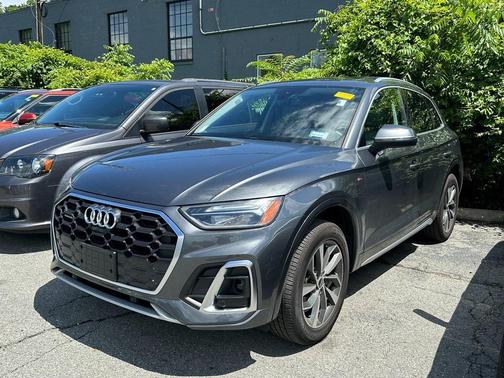 2022 Audi Q5 45 S line quattro Premium