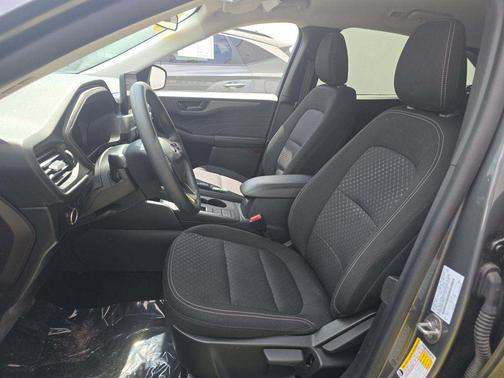 Carbonized Gray Metallic 2025 Ford Escape Active