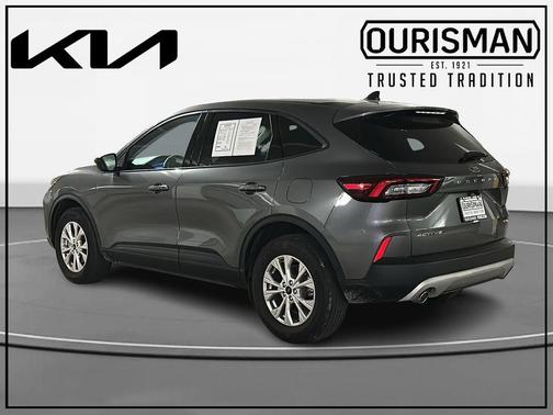 Carbonized Gray Metallic 2025 Ford Escape Active