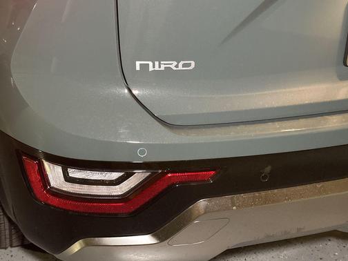 Green 2026 Kia Niro SX Touring