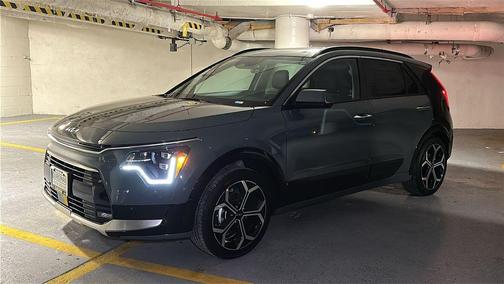 Green 2026 Kia Niro SX Touring