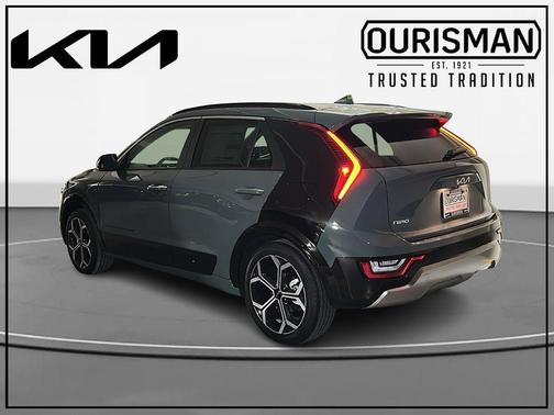 Green 2026 Kia Niro SX Touring