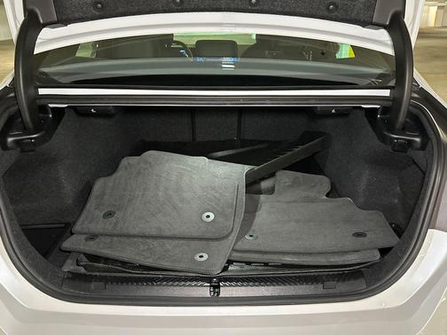 2024 BMW 530 i xDrive