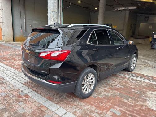 Mosaic Black Metallic 2019 Chevrolet Equinox 1LT