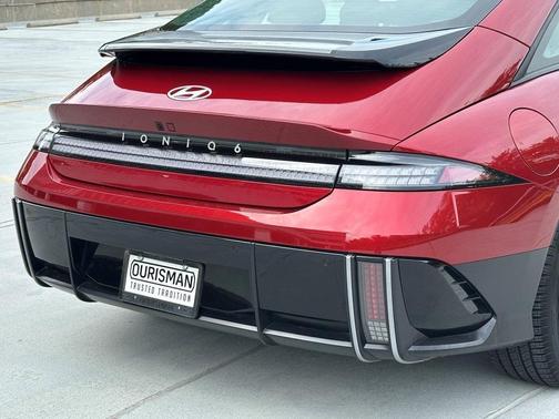2025 Hyundai IONIQ 6 SEL