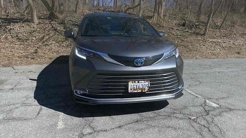 2025 Toyota Sienna Limited