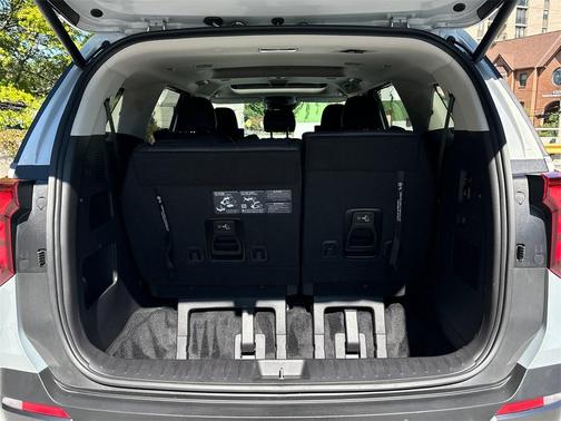 2025 Kia Carnival SX