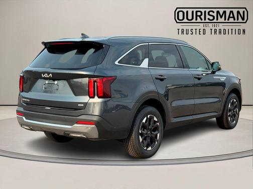 Gravity Gray 2024 Kia Sorento S
