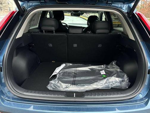 Mineral Blue 2026 Kia Niro EX