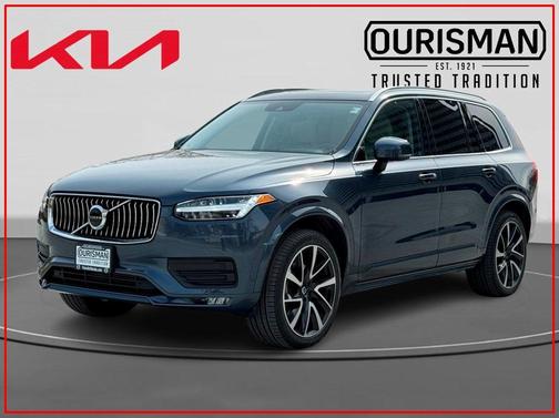 2022 Volvo XC90 T6 Momentum 7 Passenger