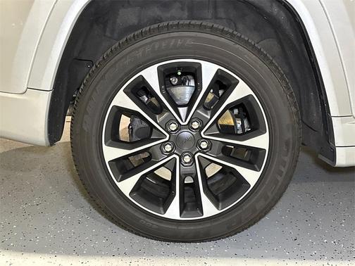 2024 Jeep Grand Cherokee 4xe Overland