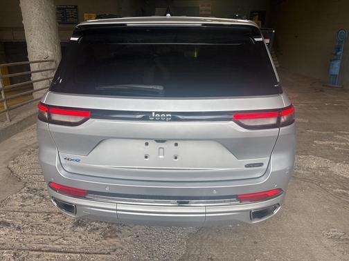 2024 Jeep Grand Cherokee 4xe Overland