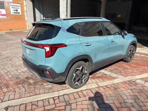 2024 Kia Seltos EX