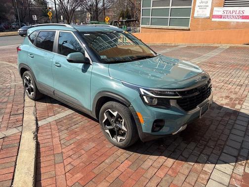 2024 Kia Seltos EX
