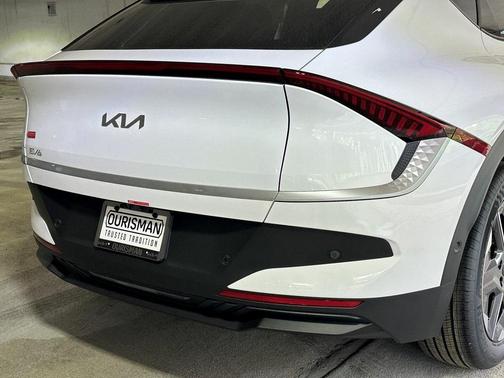 2025 Kia EV6 Light Long Range