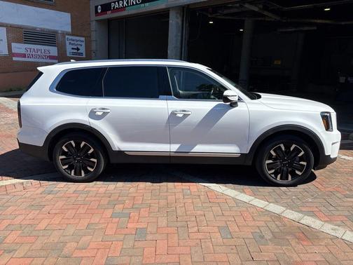 Glacial White Pearl 2024 Kia Telluride SX-Prestige