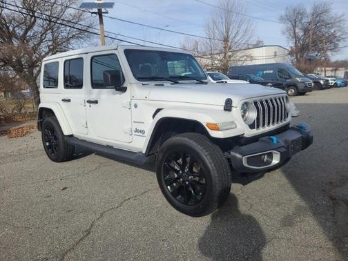 2024 Jeep Wrangler 4xe Sahara