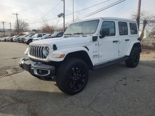 2024 Jeep Wrangler 4xe Sahara