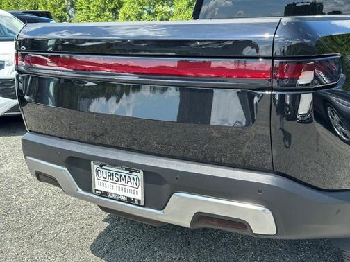 2022 Rivian R1T Launch Edition