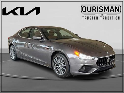 2022 Maserati Ghibli Modena Q4