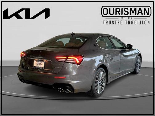 2022 Maserati Ghibli Modena Q4