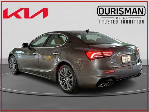 2022 Maserati Ghibli Modena Q4