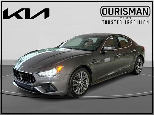 2022 Maserati Ghibli Modena Q4