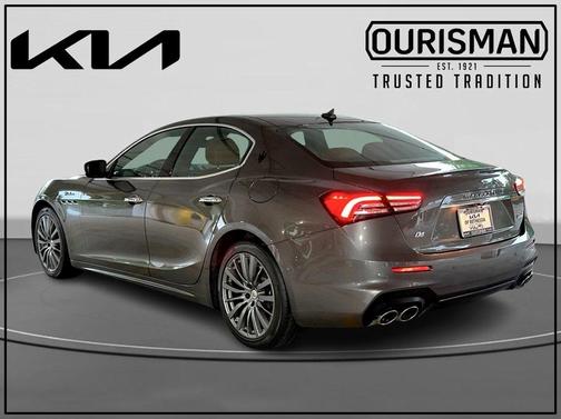 2022 Maserati Ghibli Modena Q4