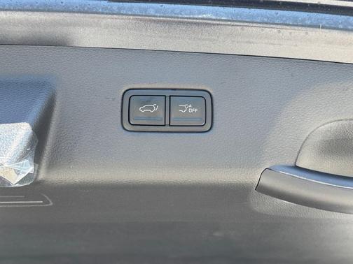 2025 Kia Carnival Hybrid SX