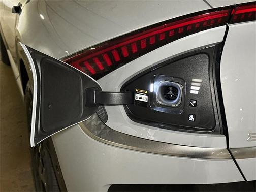 2025 Kia EV6 Wind