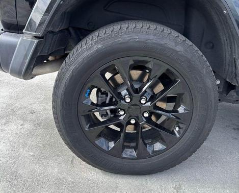Black Clearcoat 2022 Jeep Wrangler Unlimited 4xe Sahara
