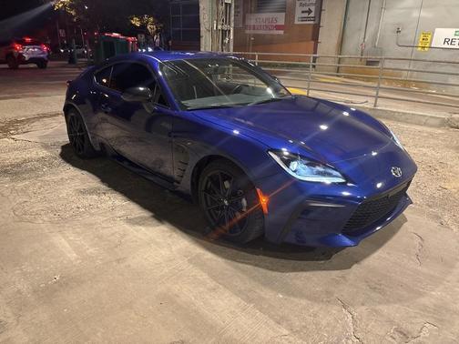 2023 Toyota GR86 Premium