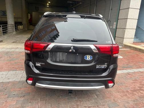 2018 Mitsubishi Outlander PHEV GT