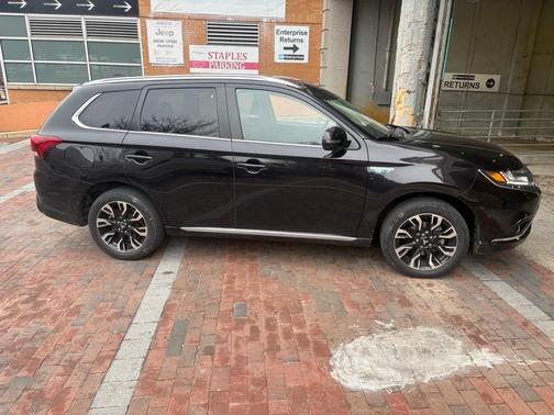2018 Mitsubishi Outlander PHEV GT