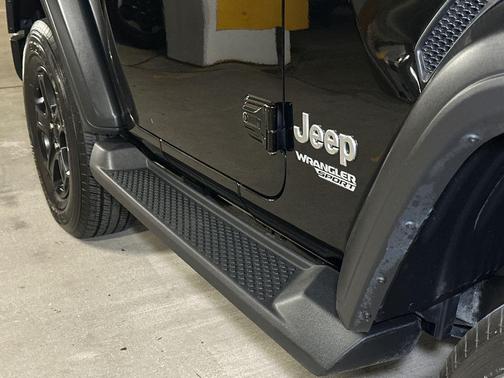 Black Clearcoat 2021 Jeep Wrangler Sport