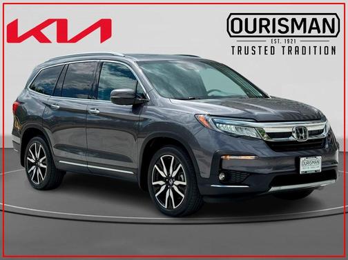 2022 Honda Pilot Touring 7-Passenger
