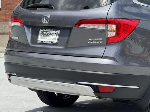 2022 Honda Pilot Touring 7-Passenger
